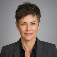 Lena Hollingsworth
